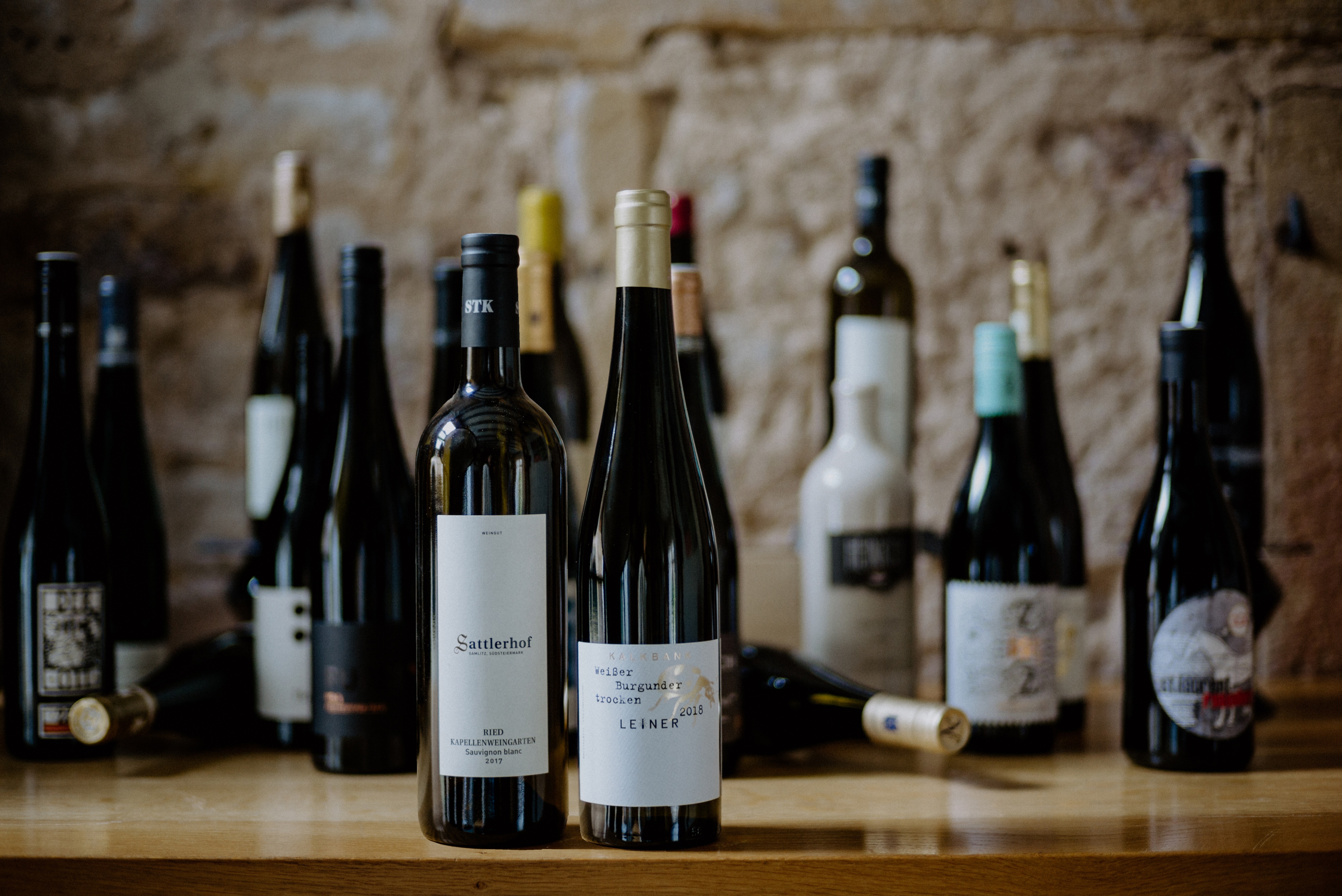 02_respekt-bottles_with_sattler_and_leiner_by_fabian_pellegrini.jpg